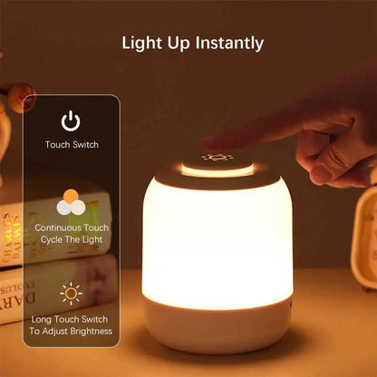 Lámpara de noche LED regulable USB — MERKAION